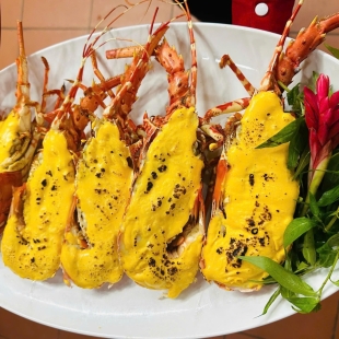 Tôm hùm nướng phô mai